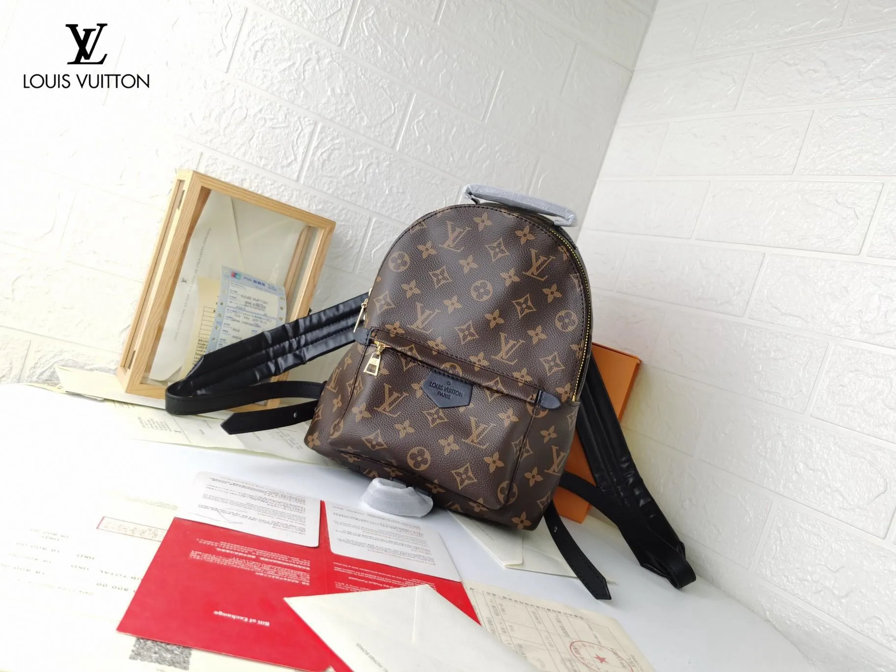 【2026】【LOUIS VUITTON 公式旗艦店】ルイヴィトン  リュックサック当日出荷 好評に付き再入荷！22*29*16CM