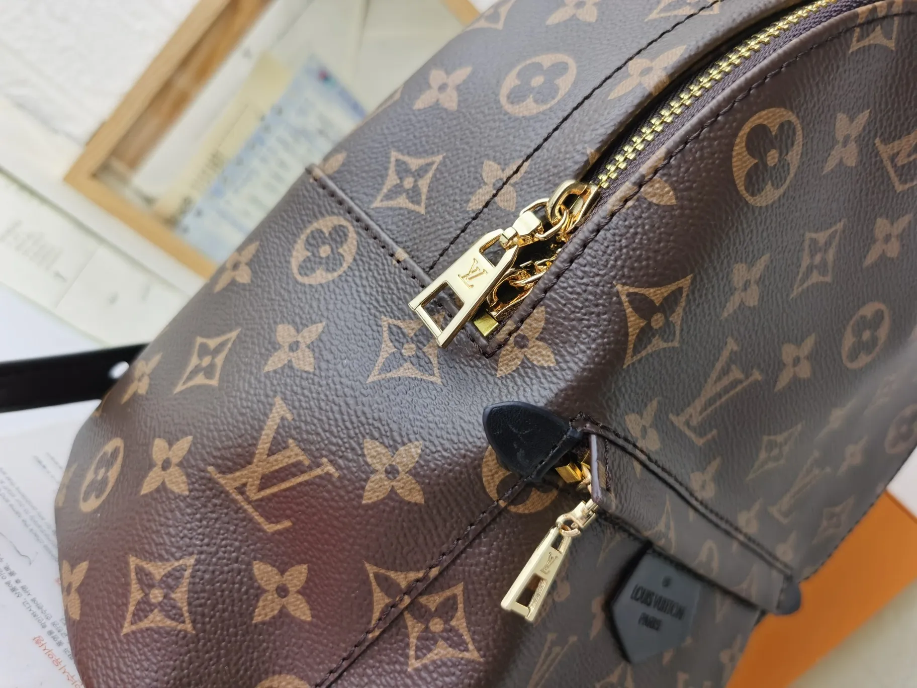 【2026】【LOUIS VUITTON 公式旗艦店】ルイヴィトン  リュックサック当日出荷 好評に付き再入荷！22*29*16CM