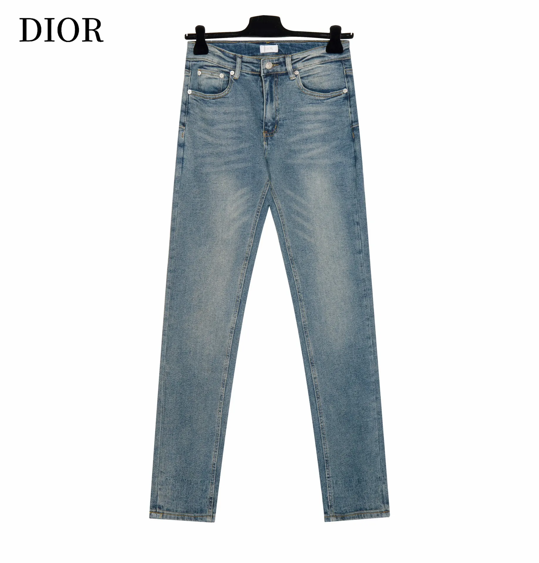【2026】【DIOR 公式旗艦店】ディオール  ジーパン  ご好評に付き再入荷！