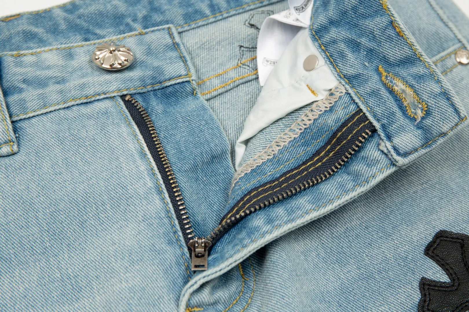 【2026】【CHROME HEARTS 公式旗艦店】クロムハーツ ジーパン  ご好評に付き再入荷！