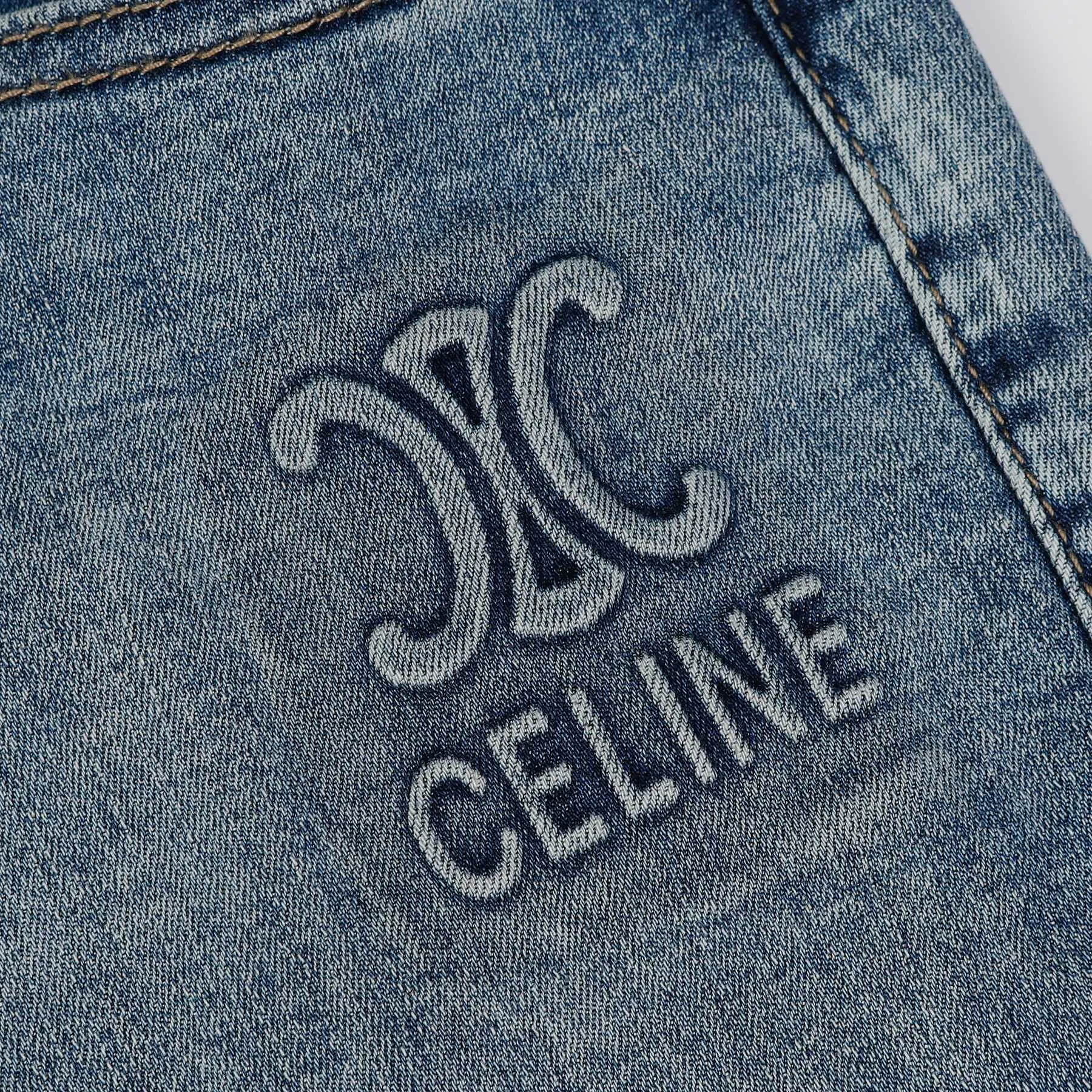 【2026】【CELINE 公式旗艦店】セリーヌ  ジーパン  ご好評に付き再入荷！
