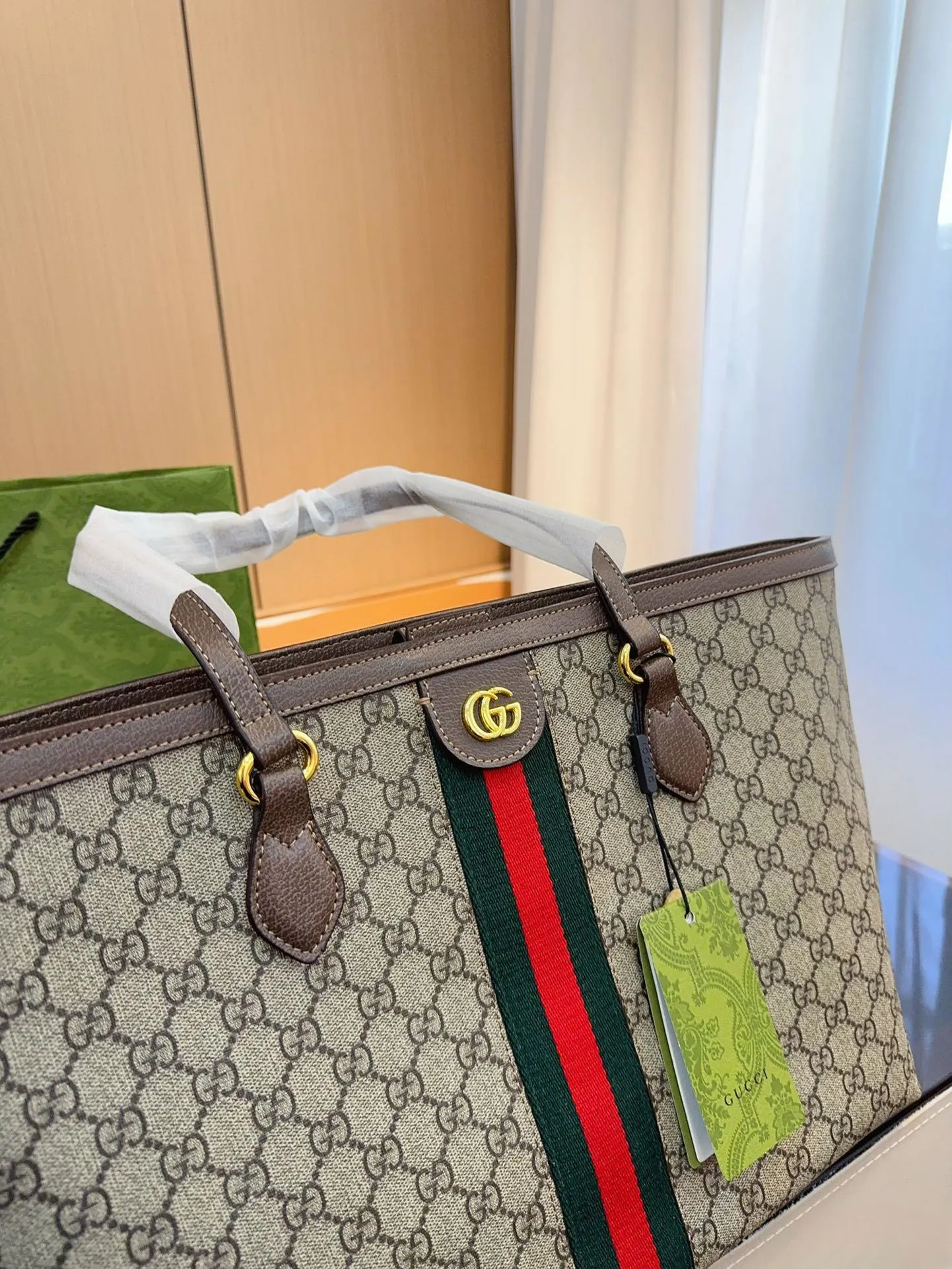 【2026】【GUCCI 公式旗艦店】グッチ ハンドバッグ 当日出荷 好評に付き再入荷！38*13*29CM