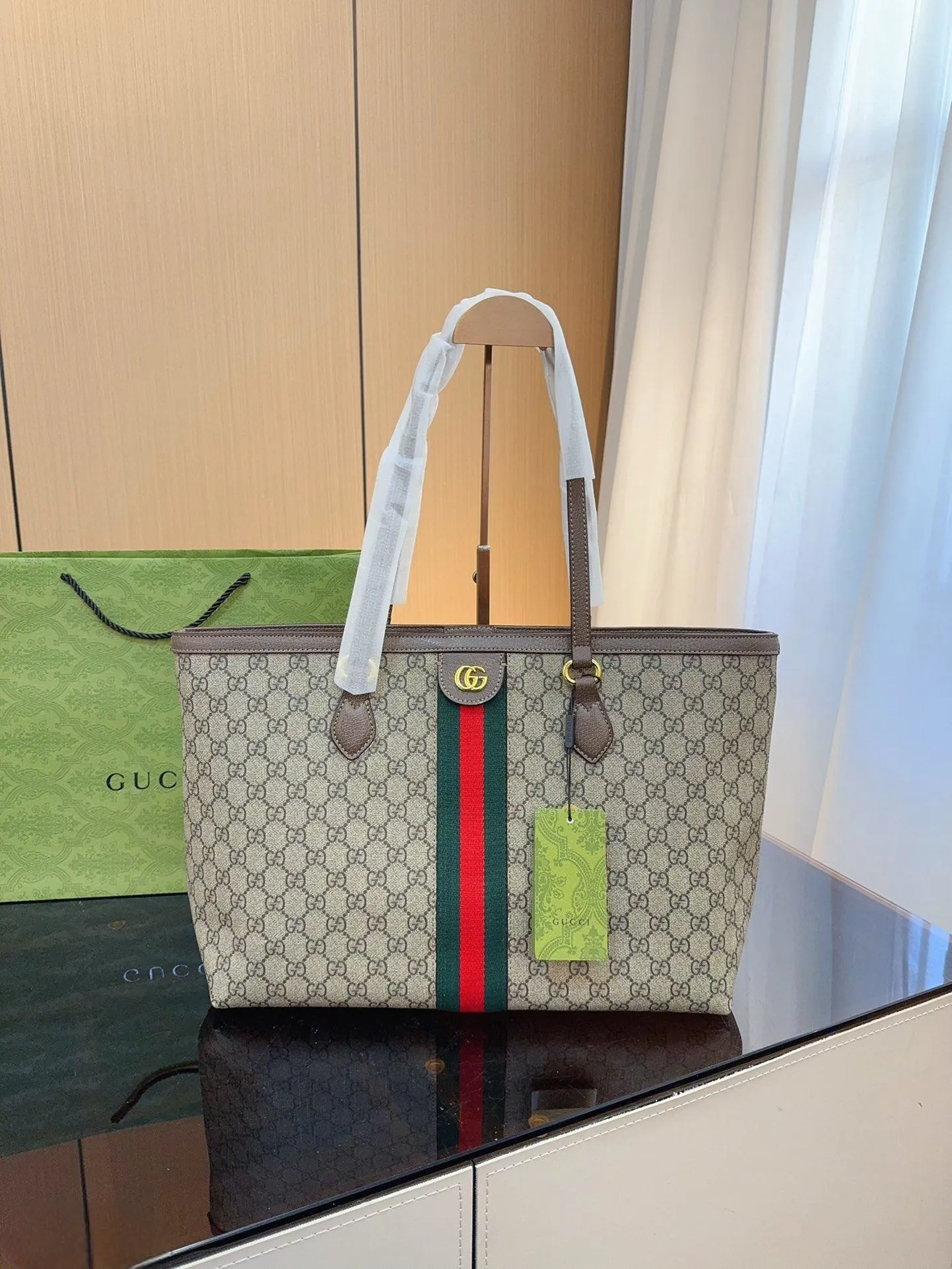 【2026】【GUCCI 公式旗艦店】グッチ ハンドバッグ 当日出荷 好評に付き再入荷！38*13*29CM
