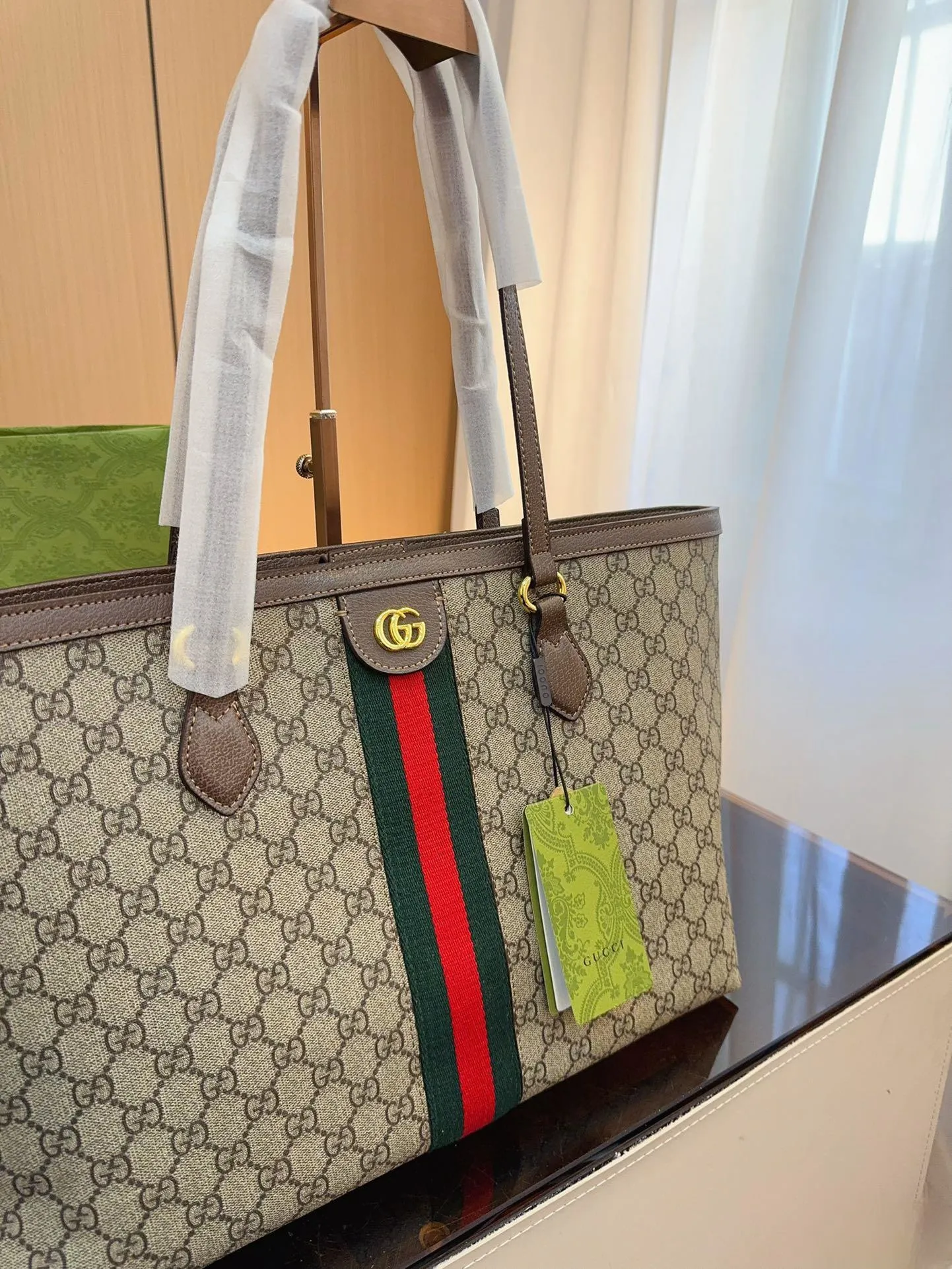 【2026】【GUCCI 公式旗艦店】グッチ ハンドバッグ 当日出荷 好評に付き再入荷！38*13*29CM