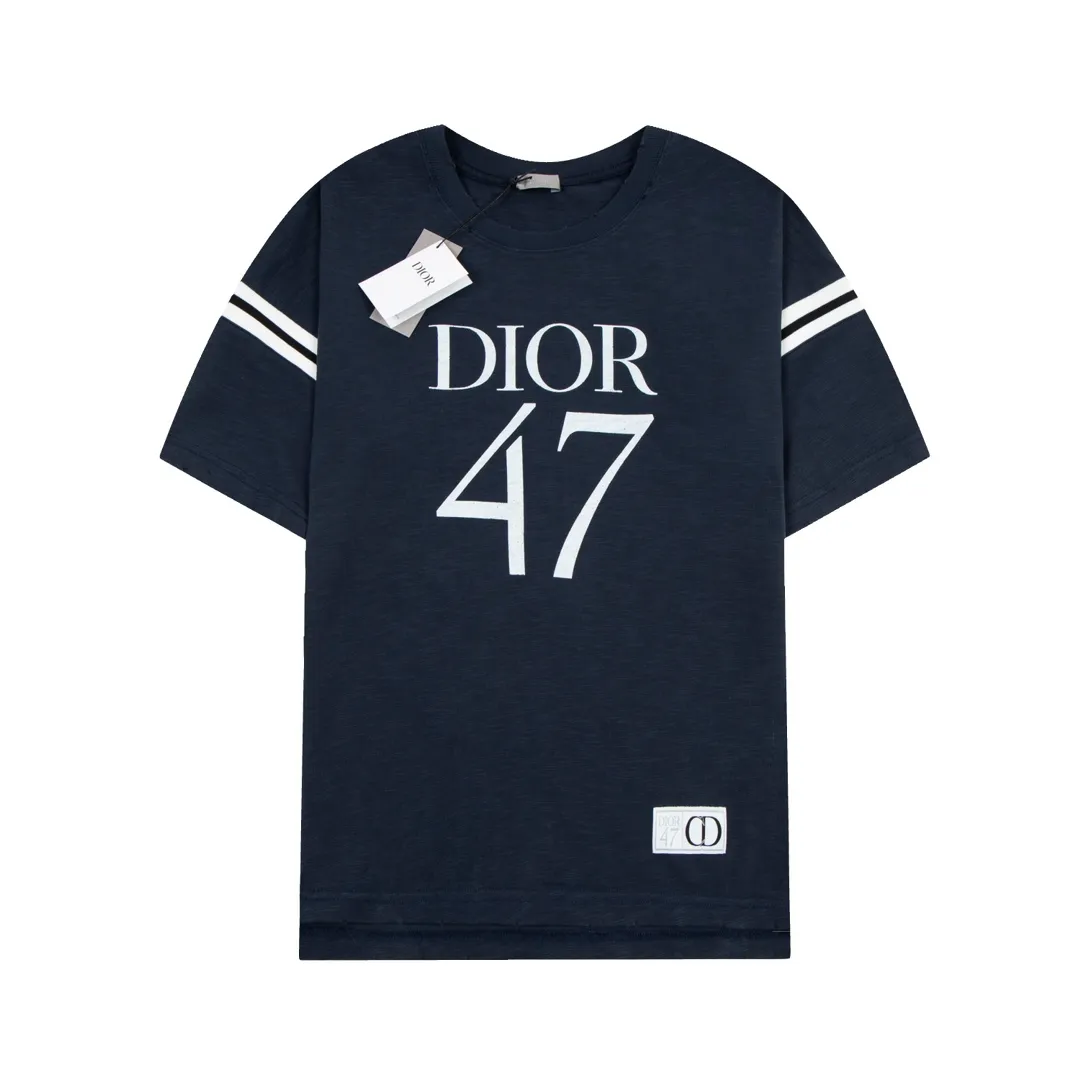 【2026】【DIOR公式旗艦店】ディオール    Tシャツ  ご好評に付き再入荷！