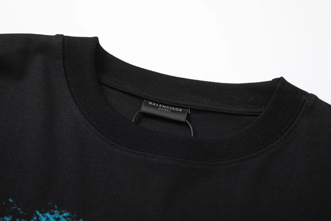 【2026】【BALENCIAGA   公式旗艦店】バレンシアガ   Tシャツ ご好評に付き再入荷！
