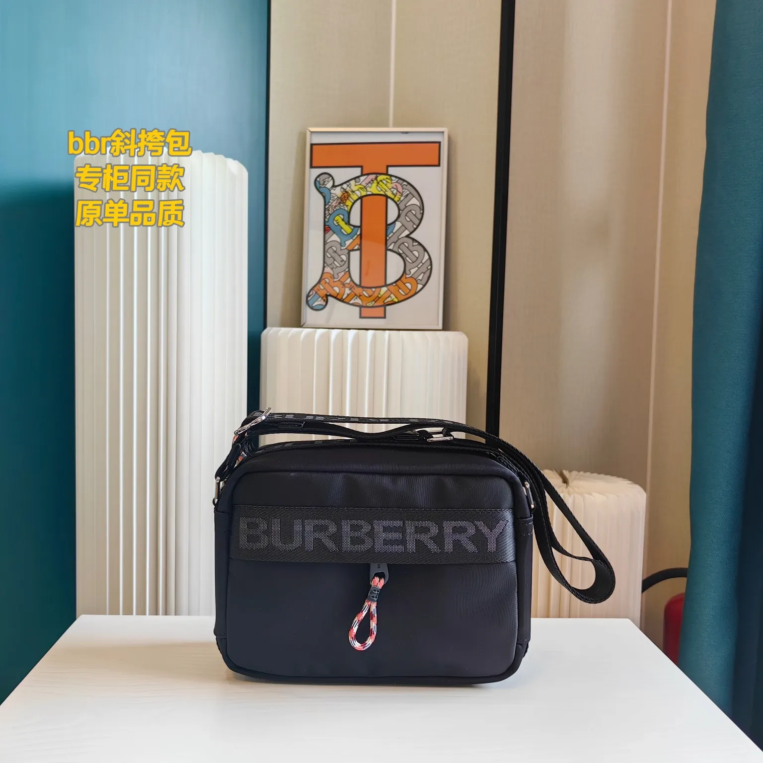【2026】【BURBERRY 公式旗艦店】バーバリー   斜めがけバッグ 当日出荷 好評に付き再入荷！23*6*15CM