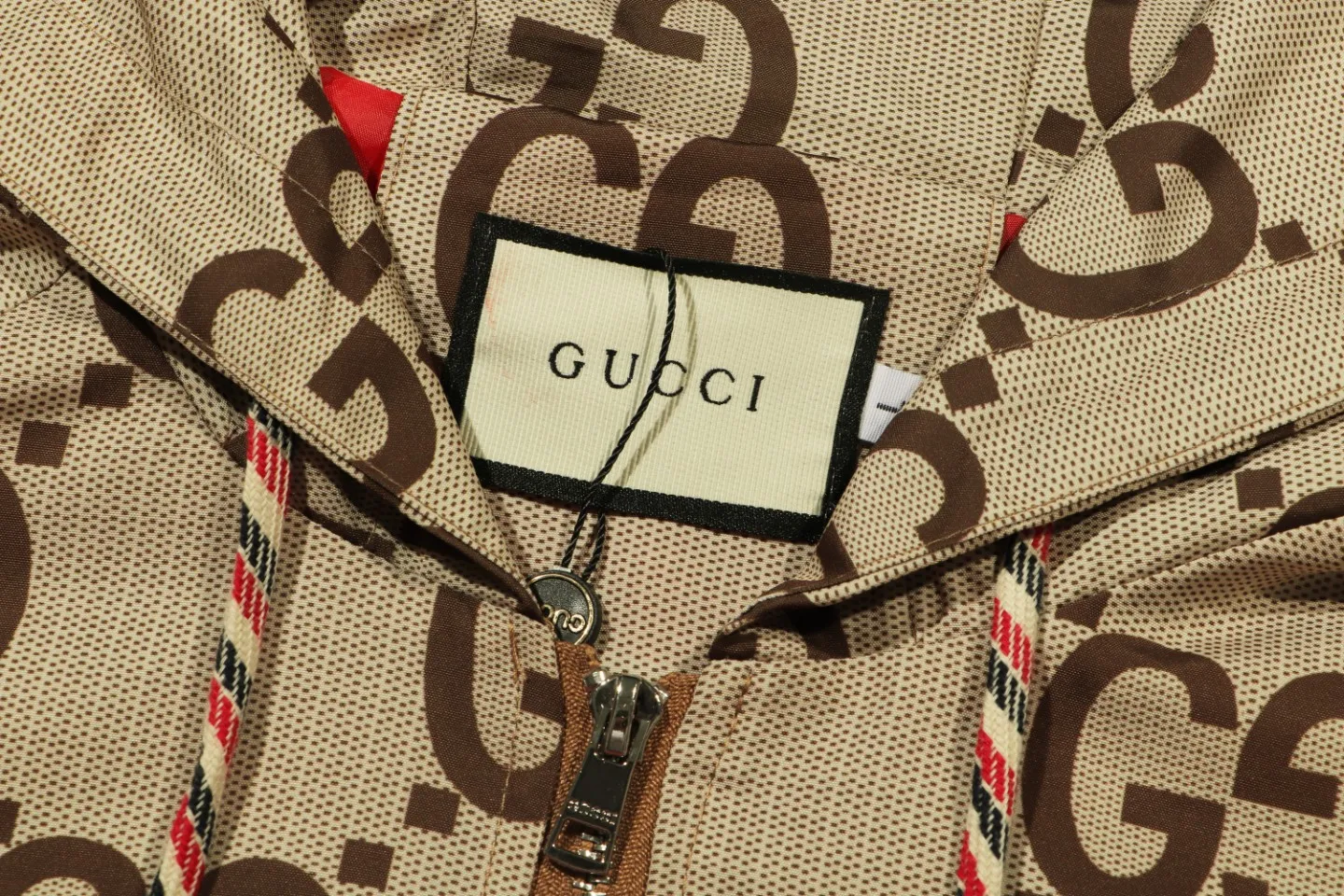 【2026】【GUCCI  公式旗艦店】グッチ ジャケット着 好評に付き再入荷！