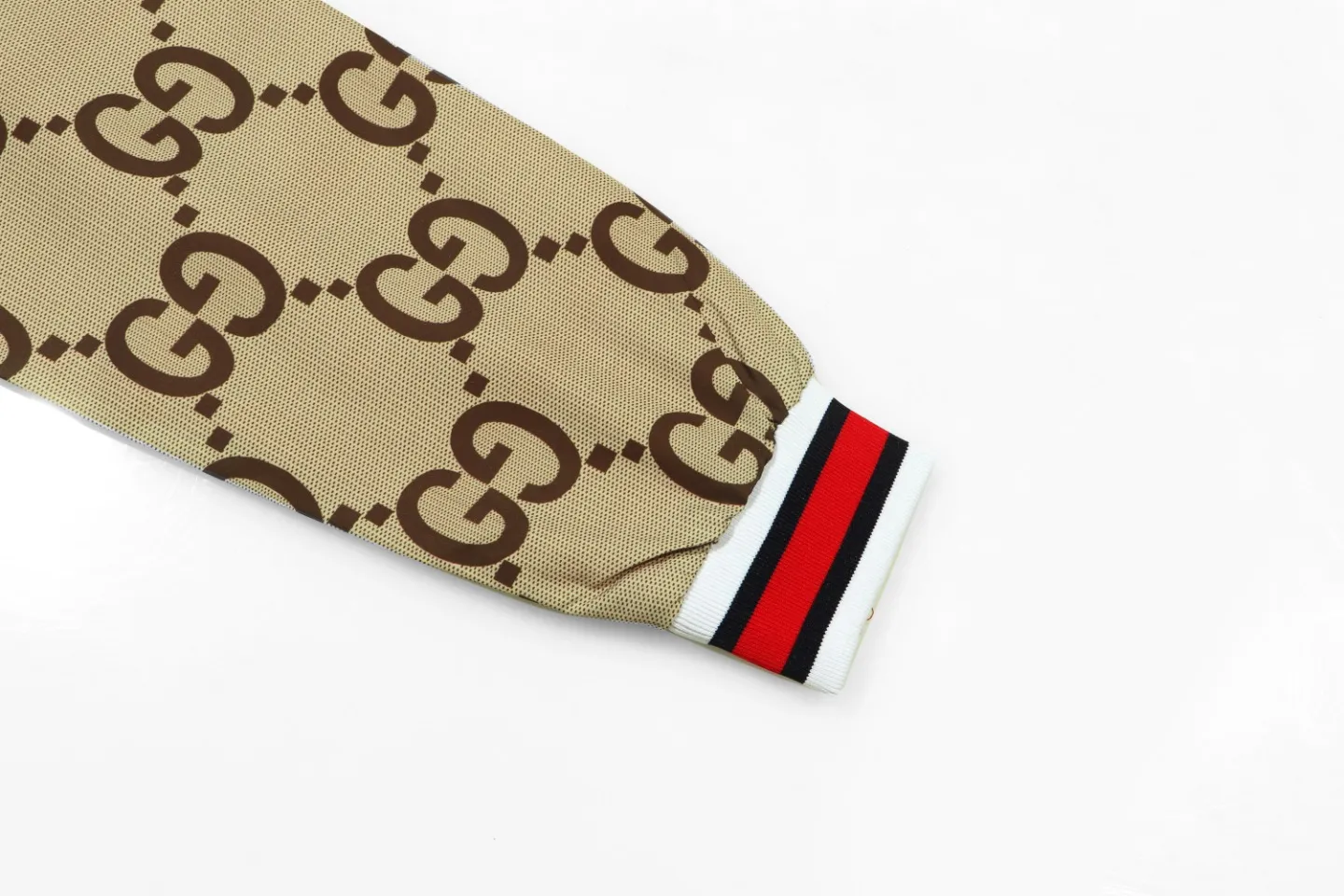 【2026】【GUCCI  公式旗艦店】グッチ ジャケット着 好評に付き再入荷！