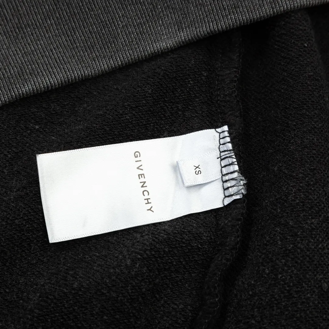 【2026】【GIVENCHY   公式旗艦店】ジバンシー  丸首の衛衣  スウェットご好評に付き再入荷！
