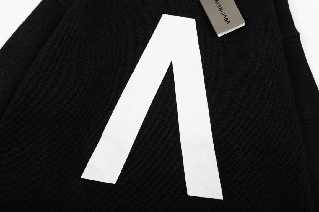 【2026】 【BALENCIAGA 公式旗艦店】バレンシアガ  セーター好評に付き再入荷！