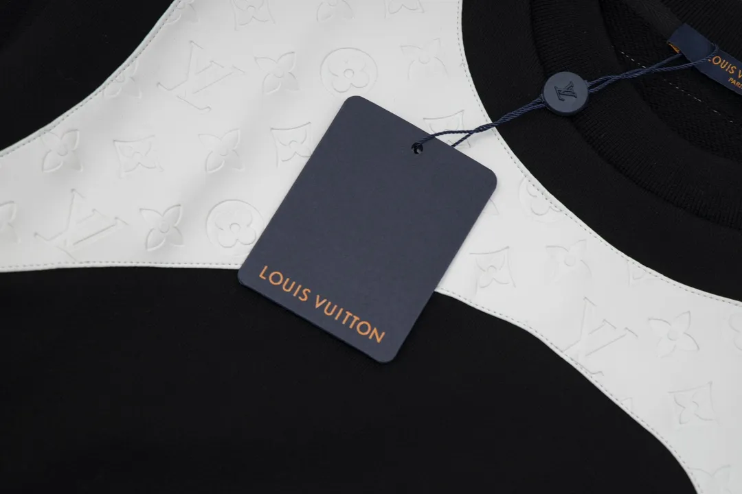 【2026】【LOUIS VUITTON  公式旗艦店】ルイヴィトン 丸首の衛衣 スウェット ご好評に付き再入荷！