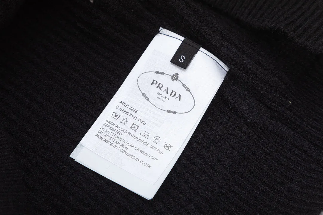 【2026】【PRADA  公式旗艦店】プラダ  セーター好評に付き再入荷！