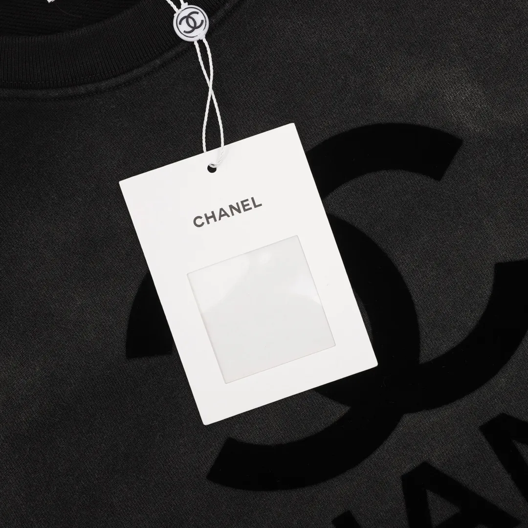 【2026】【CHANEL 公式旗艦店】シャネル  丸首の衛衣  スウェットご好評に付き再入荷！
