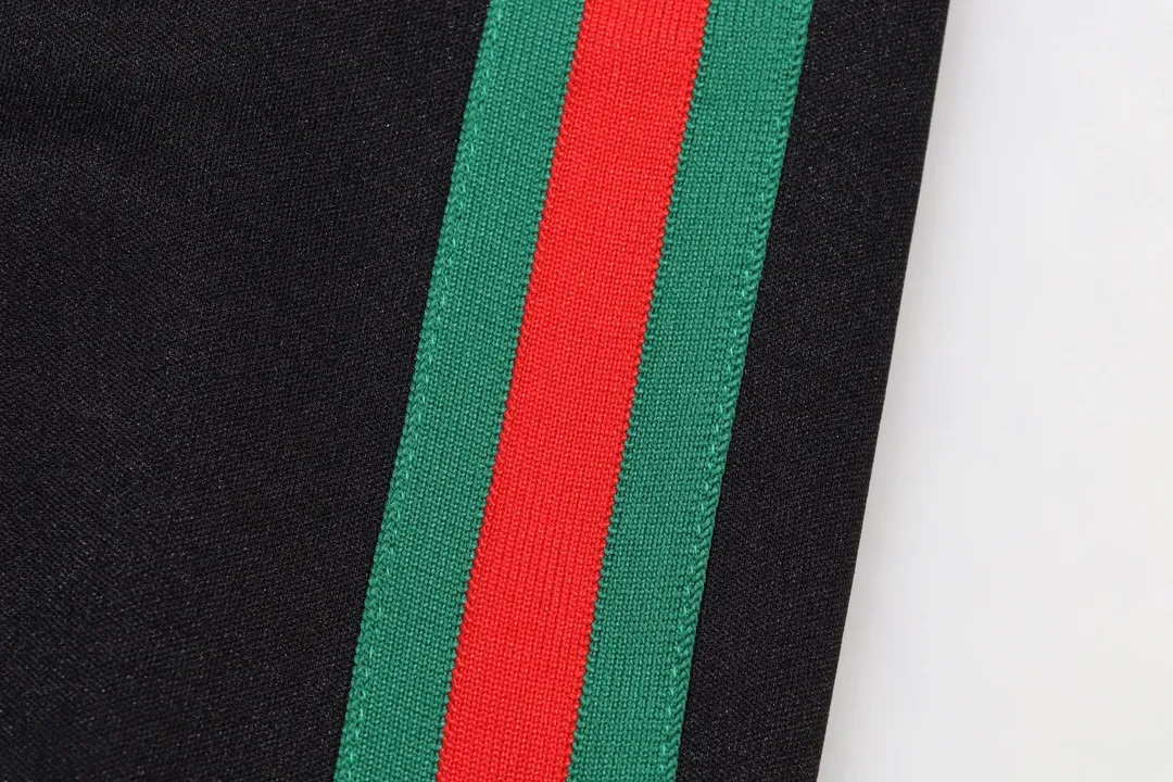 【2026】【GUCCI  公式旗艦店】グッチ ジャケット着 好評に付き再入荷！