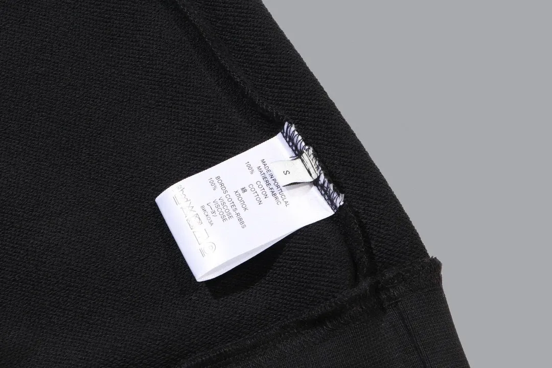 【2026】【VERSACE 公式旗艦店】ヴェルサーチ   丸首の衛衣  スウェットご好評に付き再入荷！