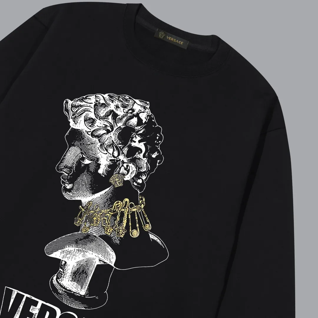 【2026】【VERSACE 公式旗艦店】ヴェルサーチ   丸首の衛衣  スウェットご好評に付き再入荷！