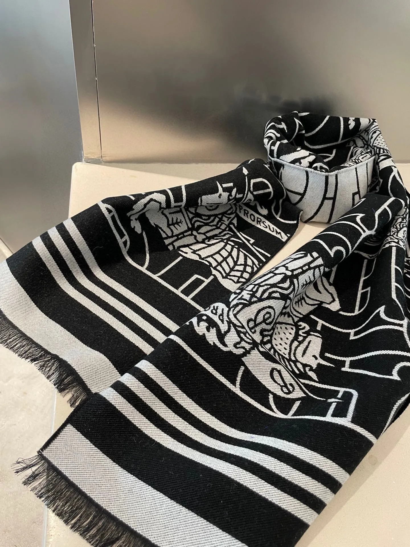 【2026】【BURBERRY  バーバリー】スカーフ33*188CM