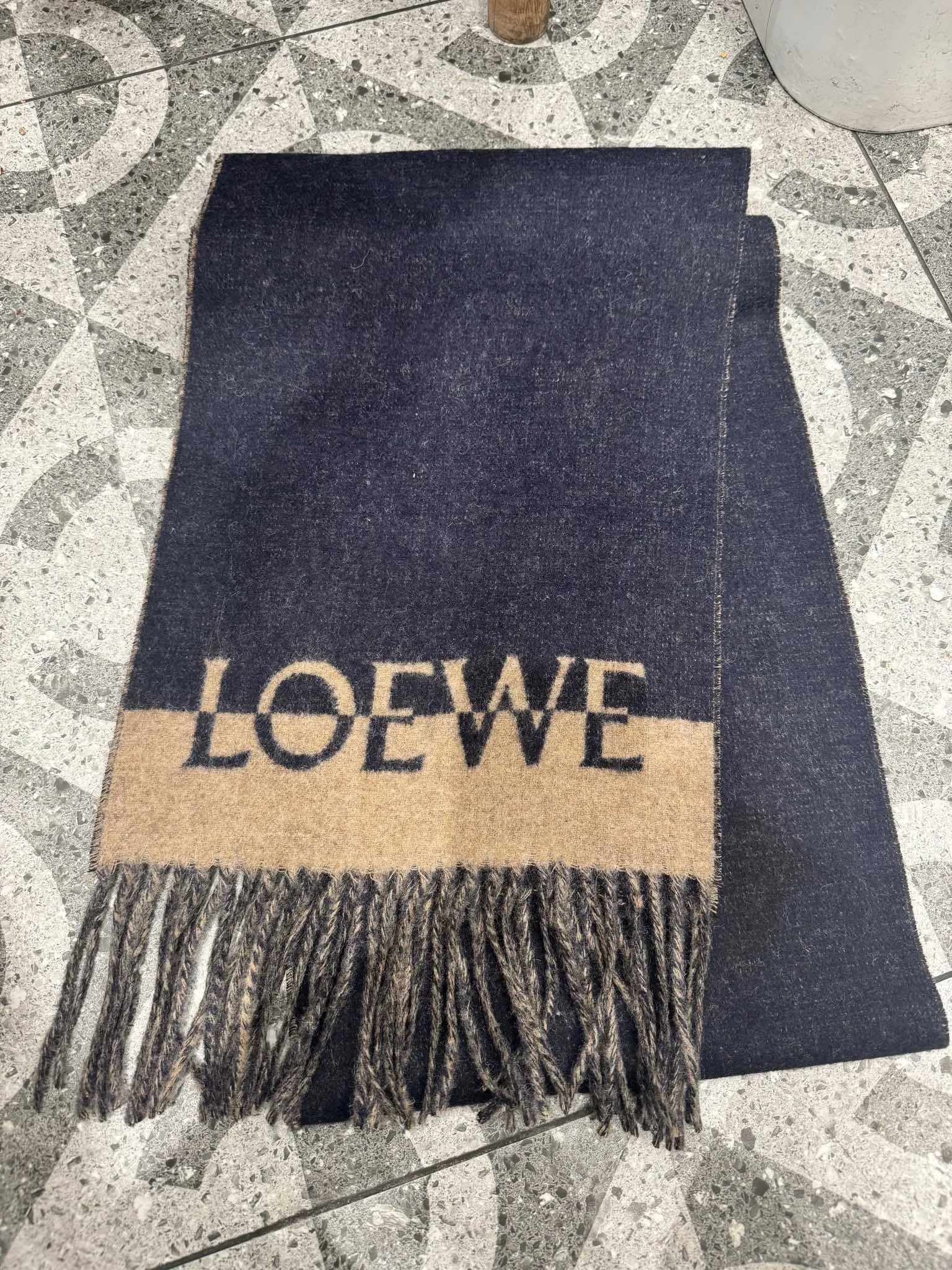 【2026】【LOEWE ロエベ】スカーフ35*180CM