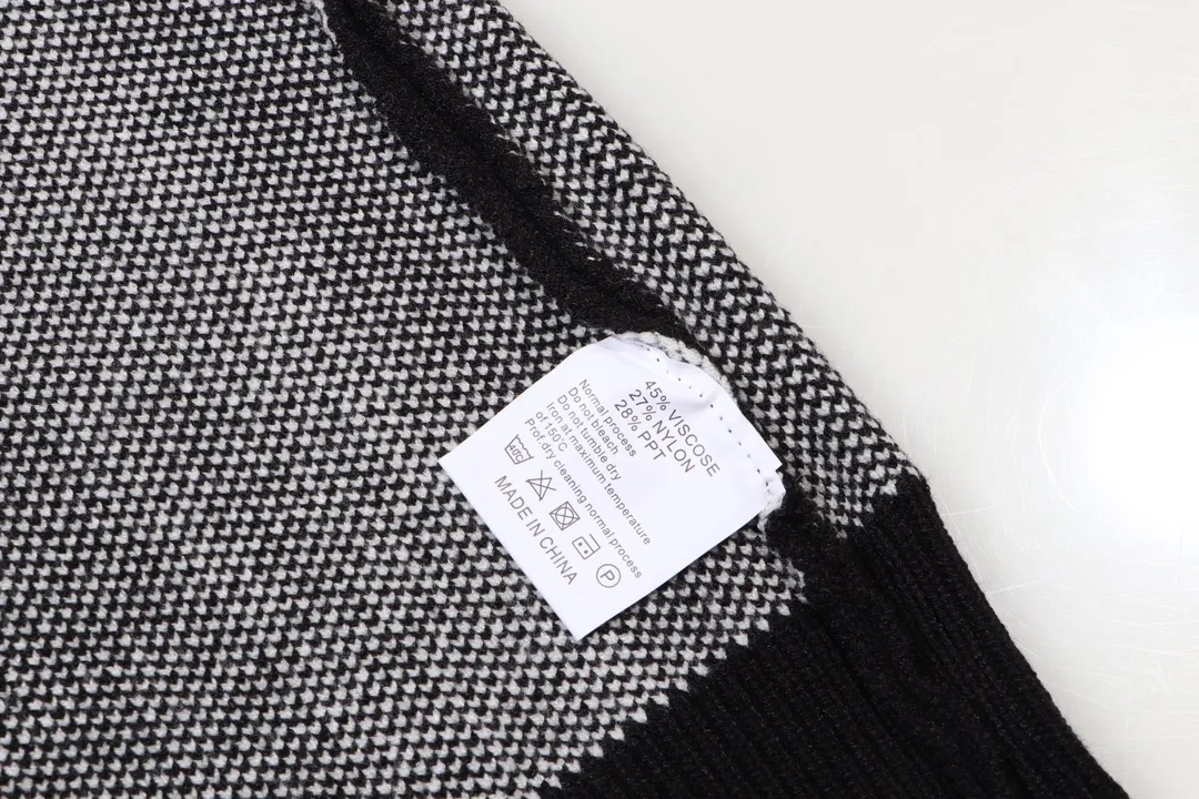 【2026】【LOUIS VUITTON  公式旗艦店】ルイヴィトン  セーター好評に付き再入荷！