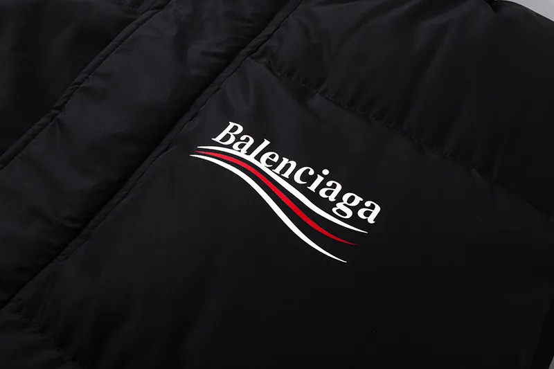 【2026】【人気 BALENCIAGA】 バレンシアガ  ダウンベスト