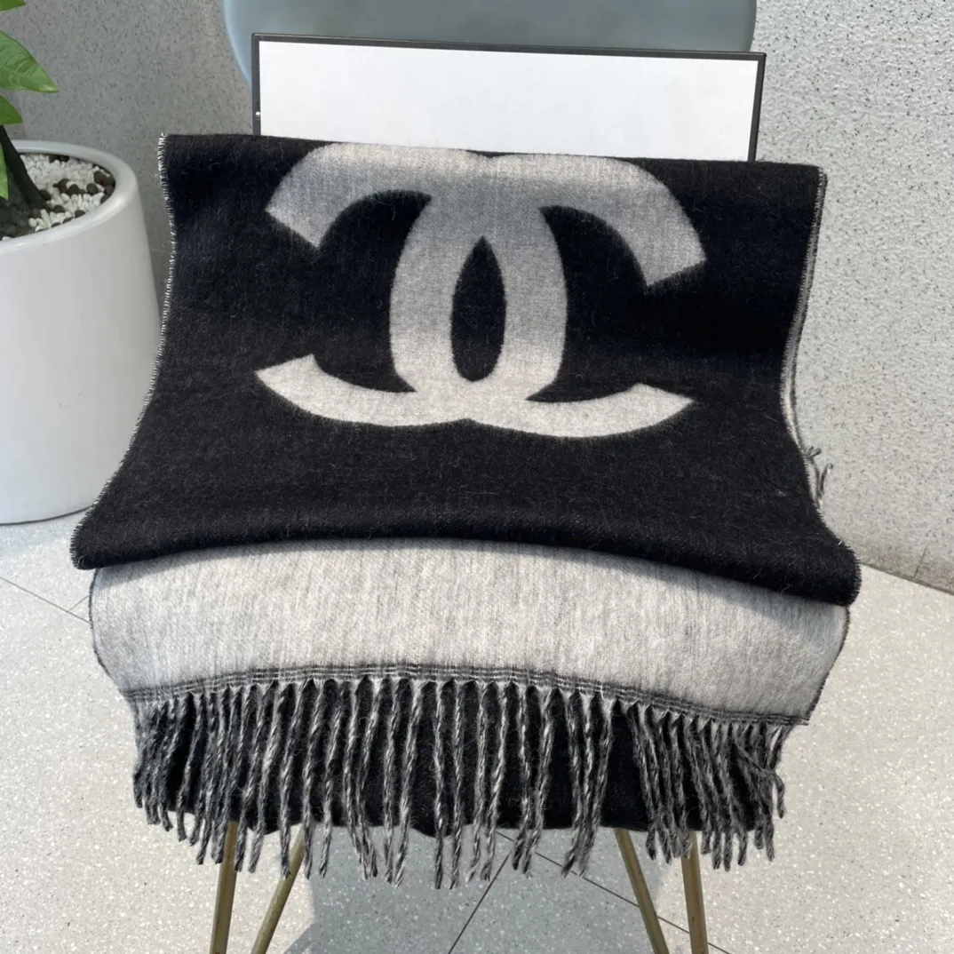 【2026】【CHANEL  シャネル 】スカーフ70*200CM
