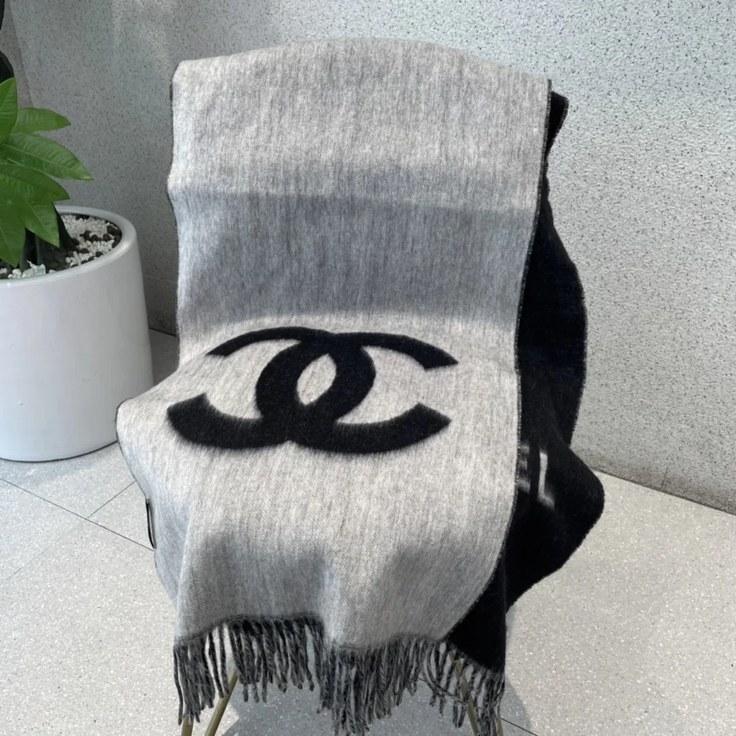 【2026】【CHANEL  シャネル 】スカーフ70*200CM