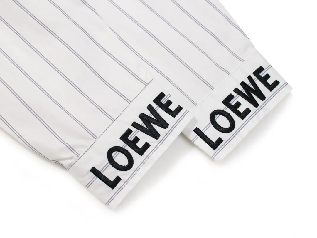【2026】【LOEWE 公式旗艦店】 ロエベ  シャツ  ご好評に付き再入荷！