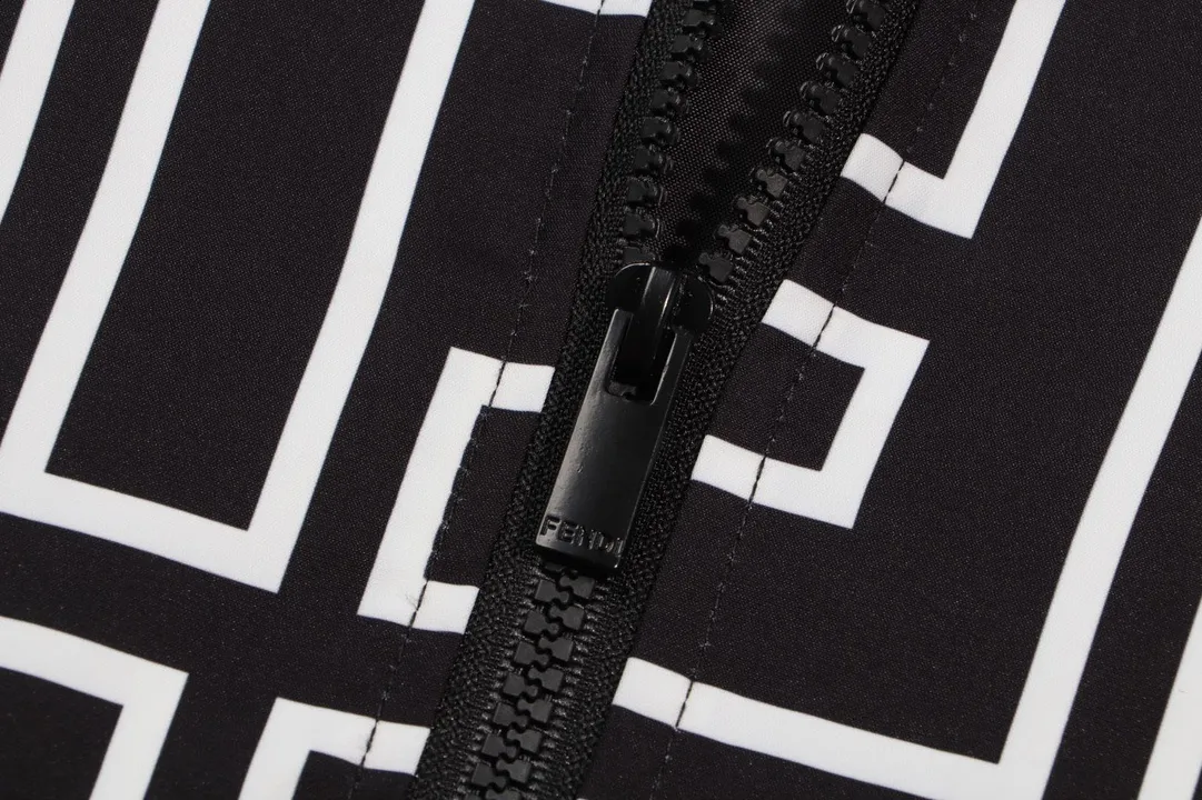 【2026】【FENDI 公式旗艦店】フェンディ ジャケット着 好評に付き再入荷！