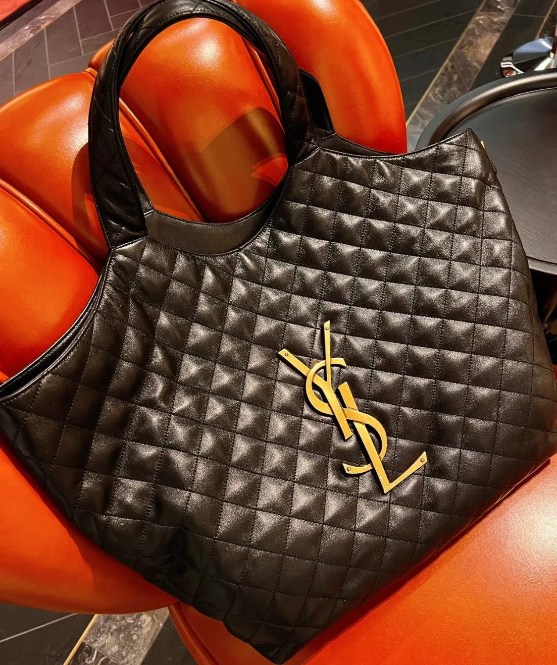 【2026】SAINT LAURENT YSL 50%OFFysl新しい黒のショッピングバッグ爆発的なトートバッグ【送料無料】