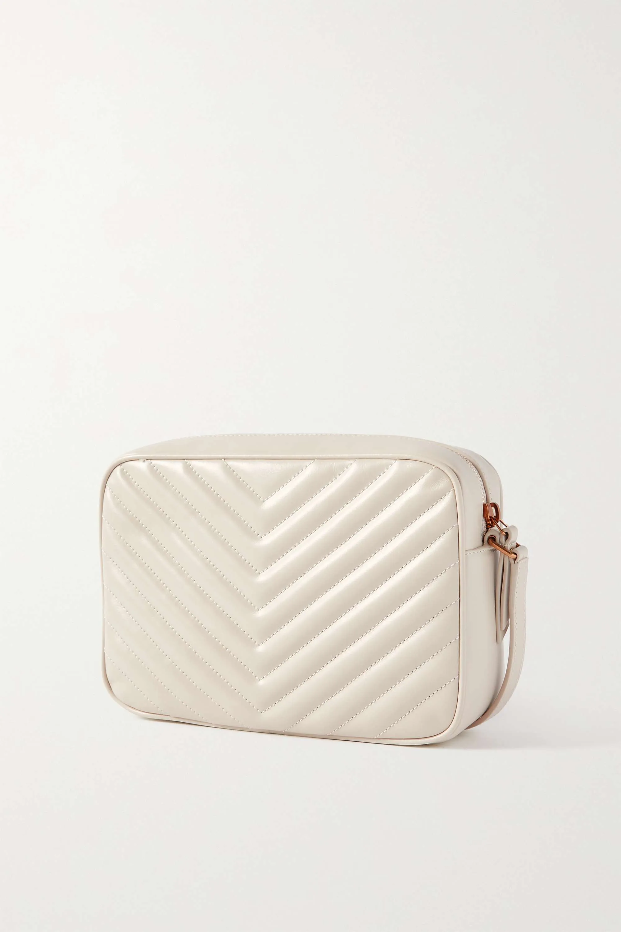 【2026】SAINT LAURENT YSL 即発送【直販】☆LOU（キルティングレザー）