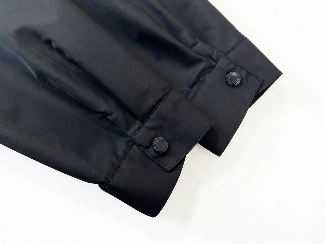 【2026】【PRADA公式旗艦店】プラダ シャツ ご好評に付き再入荷！