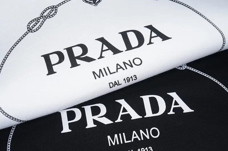 【2026】【Prada】( プラダ ) 男女兼用、ご好評に付き再入荷！