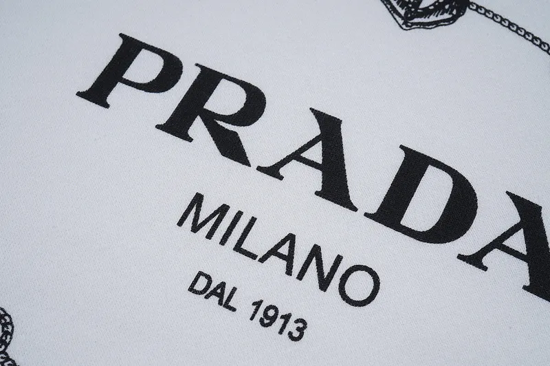 【2026】【Prada】( プラダ ) 男女兼用、ご好評に付き再入荷！