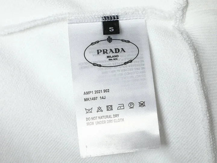 【2026】【Prada】( プラダ ) 男女兼用、ご好評に付き再入荷！