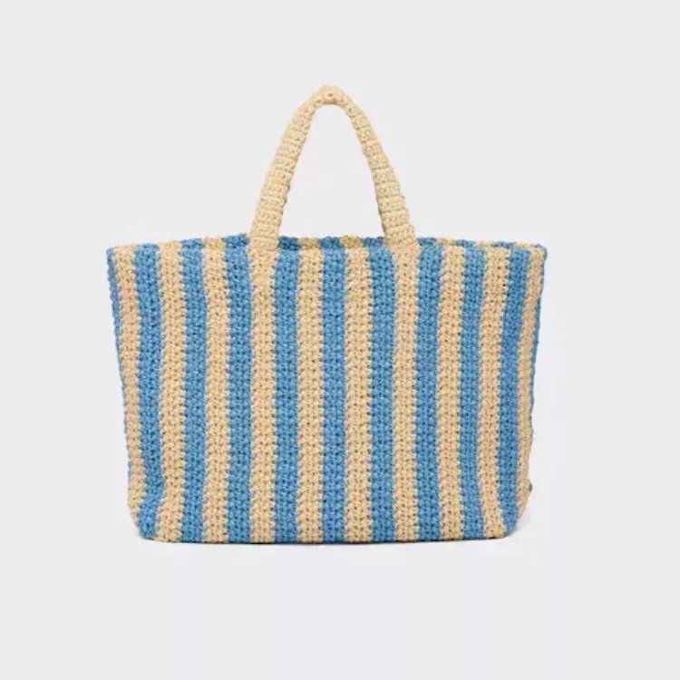 【2026】【PRADA】パリ限定！長澤まさみさん着用！夏らしいムードの大人気のラフィアトートバッグ！！