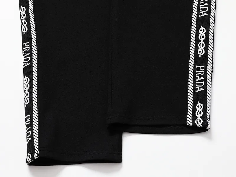 【2026】【Prada】( プラダ ) 男女兼用、ご好評に付き再入荷！