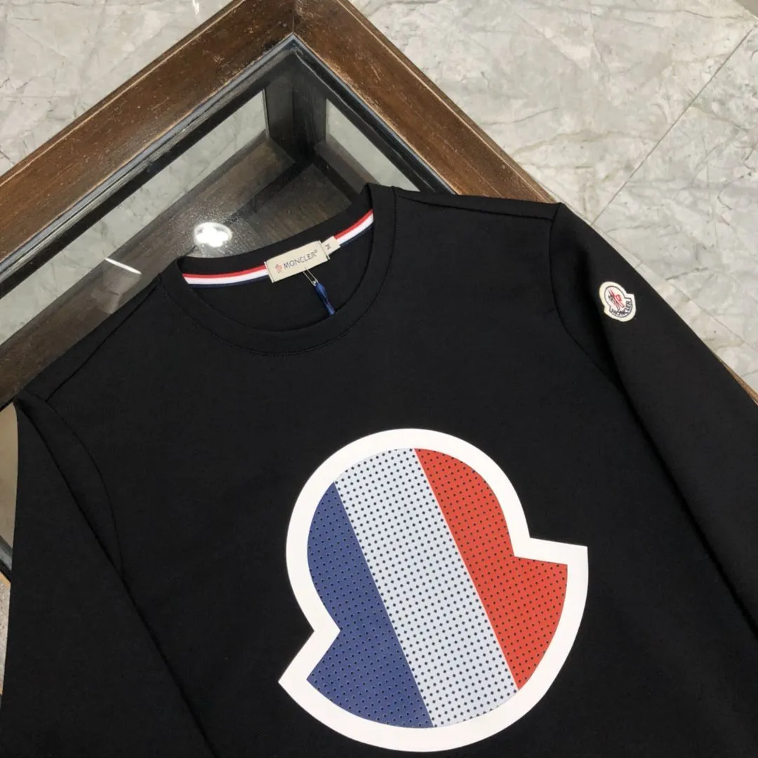 【2026】【MONCLER】モンクレール スウェットシャツ 男女兼用、ご好評に付き再入荷！