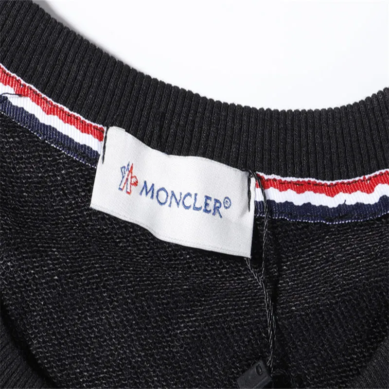 【2026】 【MONCLER】モンクレール  スウェットシャツ 男女兼用、ご好評に付き再入荷！
