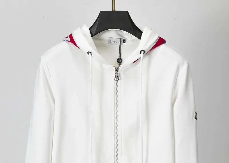 【2026】【MONCLER】モンクレール、【即日出荷】ご好評に付き再入荷！