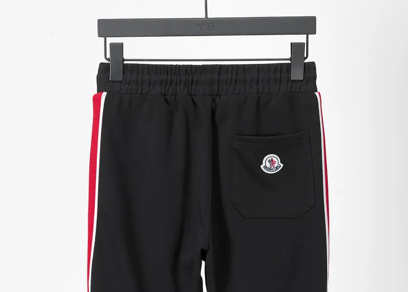 【2026】【MONCLER】モンクレール、【即日出荷】ご好評に付き再入荷！