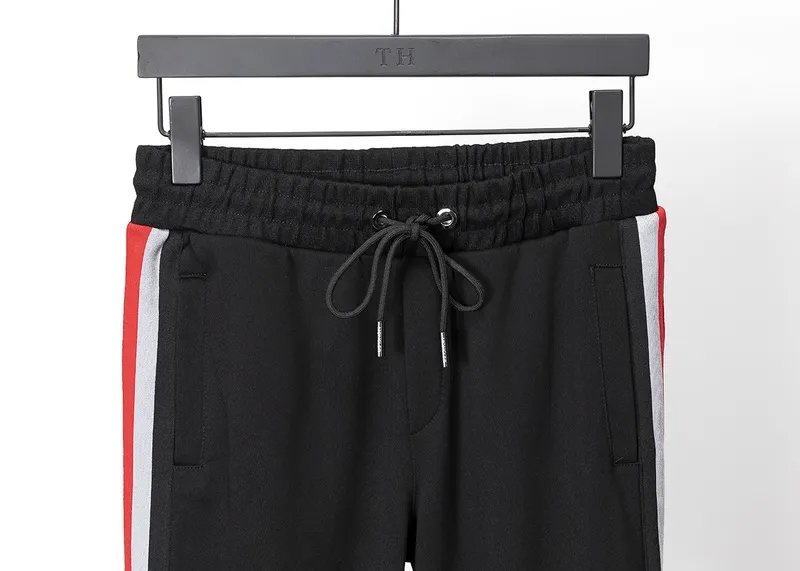 【2026】【MONCLER】モンクレール、【即日出荷】ご好評に付き再入荷！