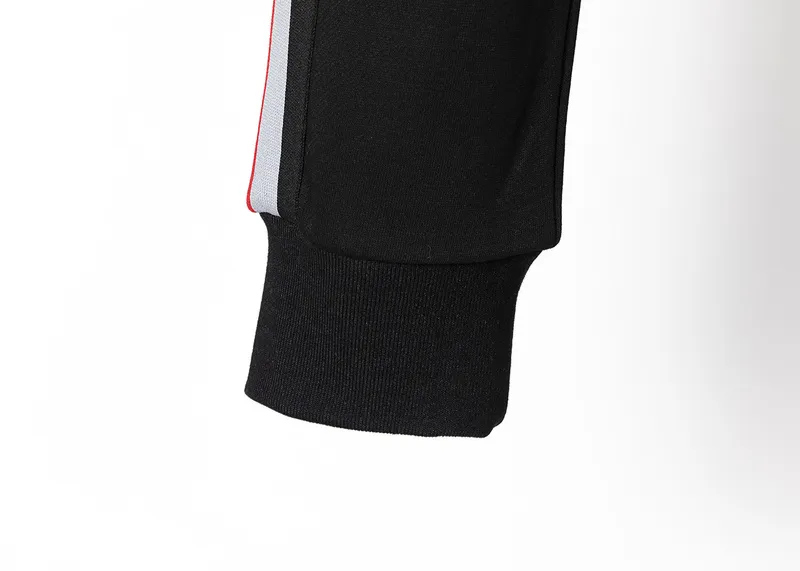 【2026】【MONCLER】モンクレール、【即日出荷】ご好評に付き再入荷！