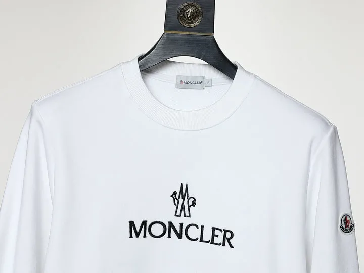 【2026】【MONCLER】男女兼用、ご好評に付き再入荷！