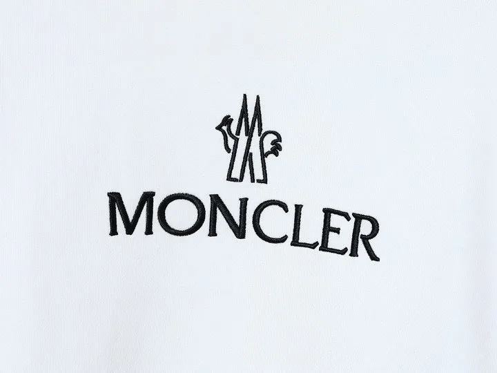【2026】【MONCLER】男女兼用、ご好評に付き再入荷！