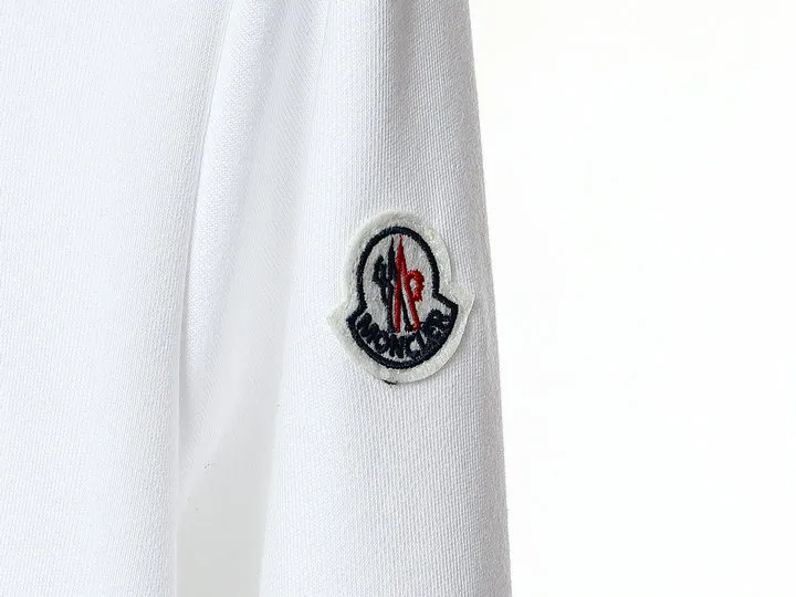 【2026】【MONCLER】モンクレール スウェットシャツ 男女兼用【即日出荷】