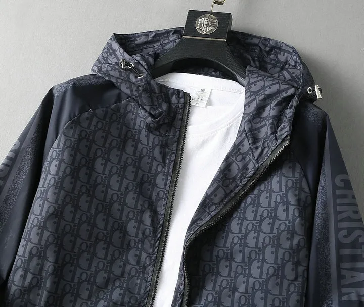 【2026】【DIOR 公式旗艦店】ディオール  ジャケット着好評に付き再入荷！