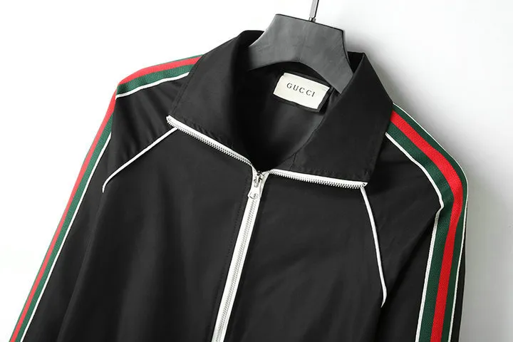 【2026】【GUCCI  公式旗艦店】グッチ  ジャケット着好評に付き再入荷！