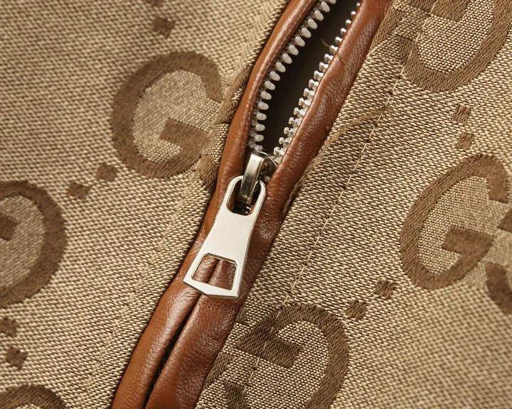 【2026】【GUCCI  公式旗艦店】グッチ  ジャケット着好評に付き再入荷！