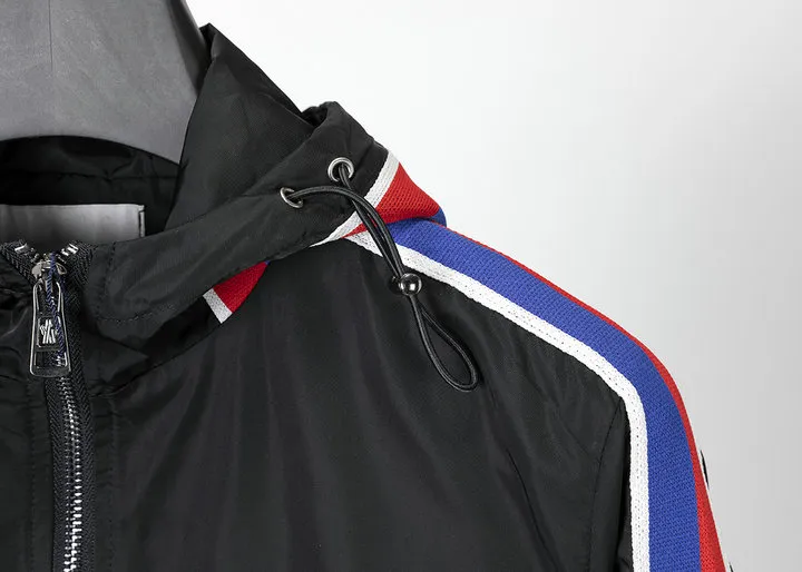 【2026】【MONCLER  公式旗艦店】モンクレール  ジャケット着好評に付き再入荷！